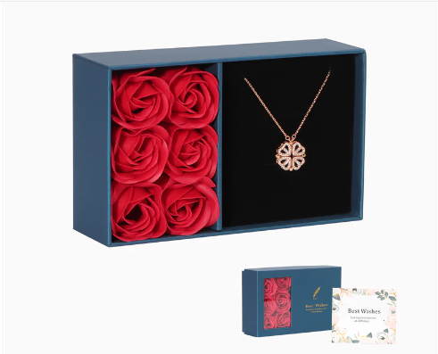 Collar de corazón con medallón con imagen personalizada