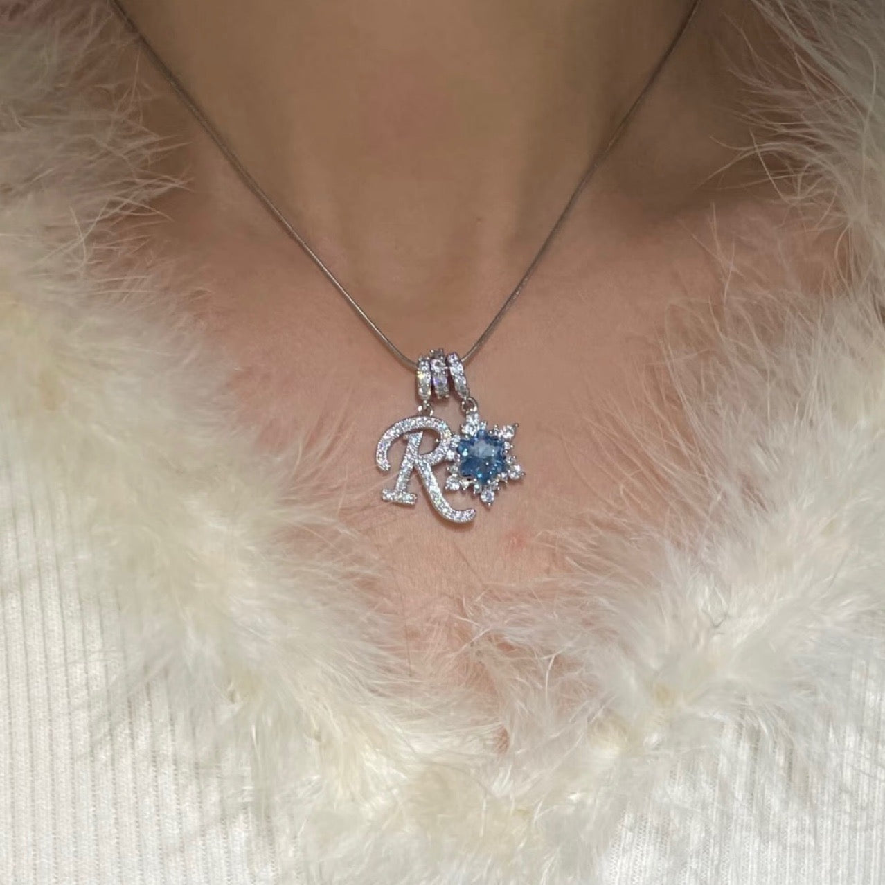 Independently designed ice and snow love DIY letter necklace