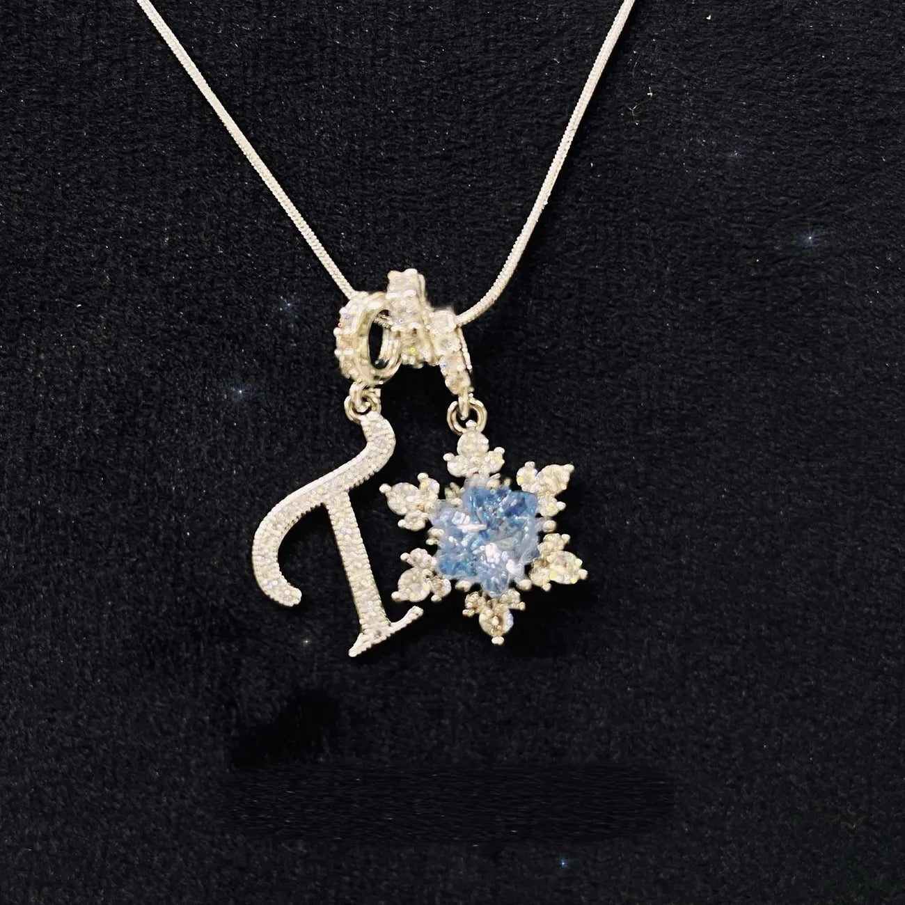 Independently designed ice and snow love DIY letter necklace
