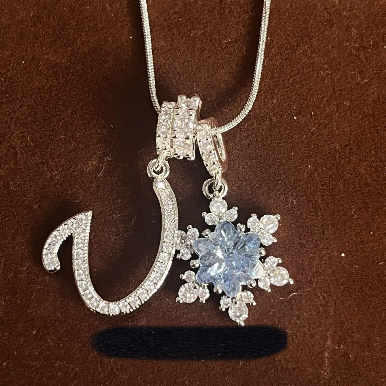 Independently designed ice and snow love DIY letter necklace