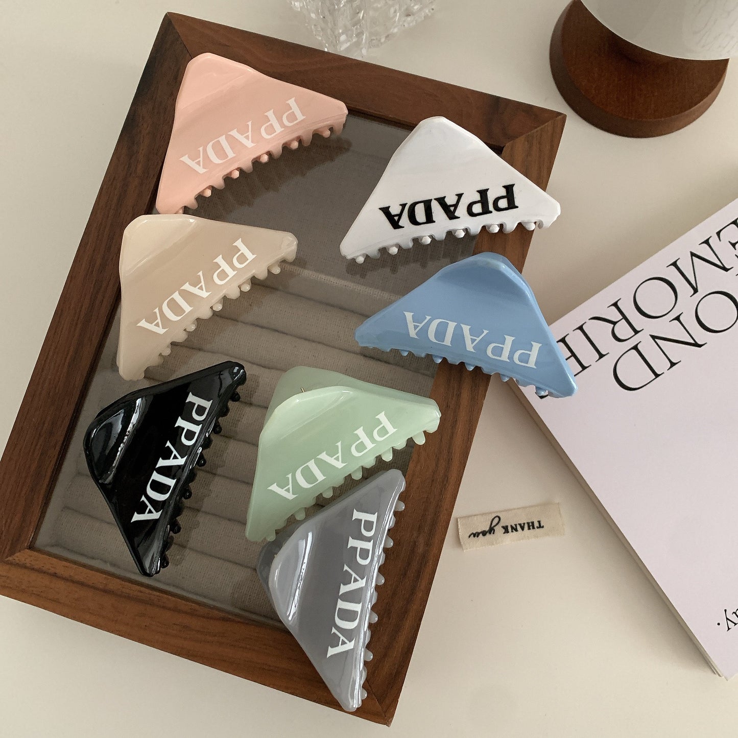 PRA triangle hair clip