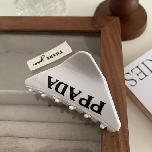 PRA triangle hair clip