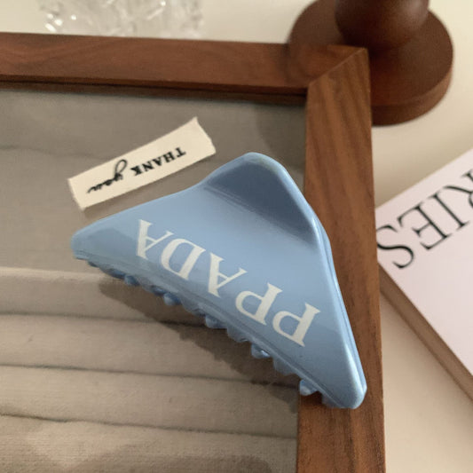 PRA triangle hair clip