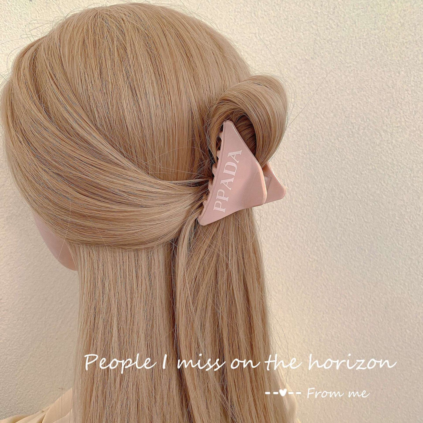 PRA triangle hair clip