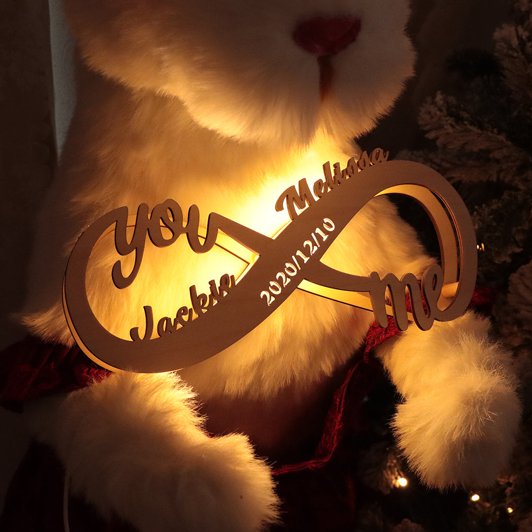 Personalisierte Infinity You and Me Wood Art Led Light (Ich erinnere mich an den Tag, an dem wir uns trafen)