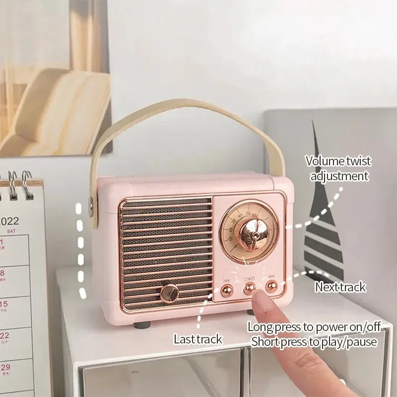 Stay Glam: Retro Speaker