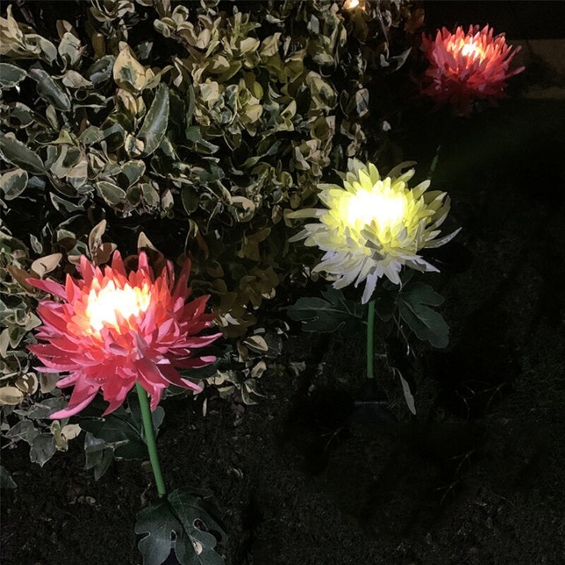 🔥Last Day 49% OFF🔥 - Chrysanthemum Solar Garden Light💐